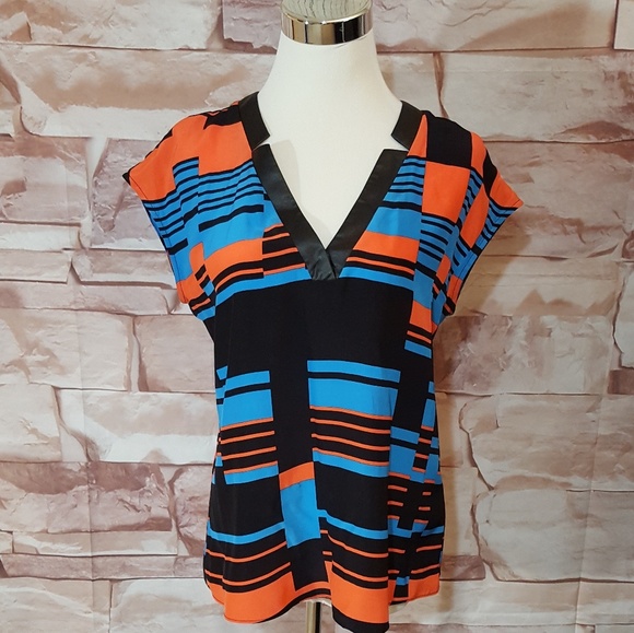 Alice & Trixie Tops - Alice & Trixie Silk Geometric Top